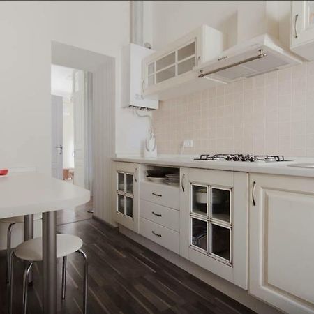 Apartment Julia 3 Odessa Dış mekan fotoğraf